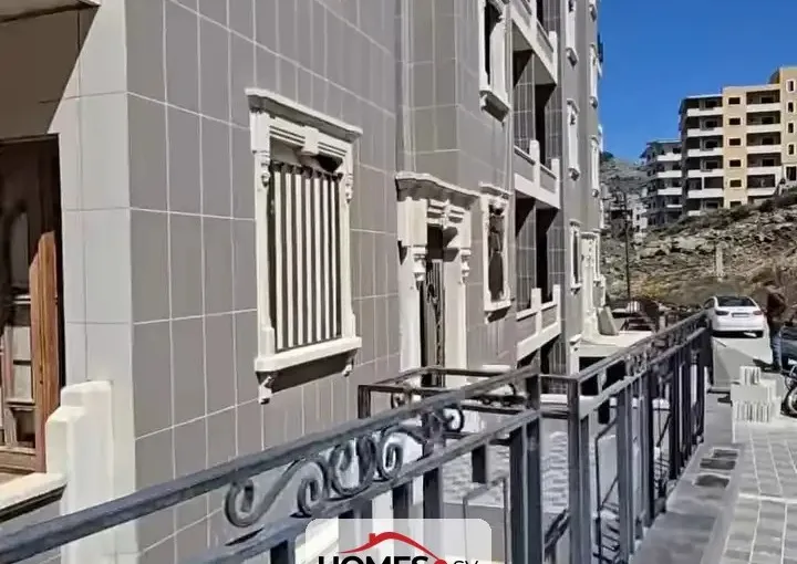 للبيع غرفتان