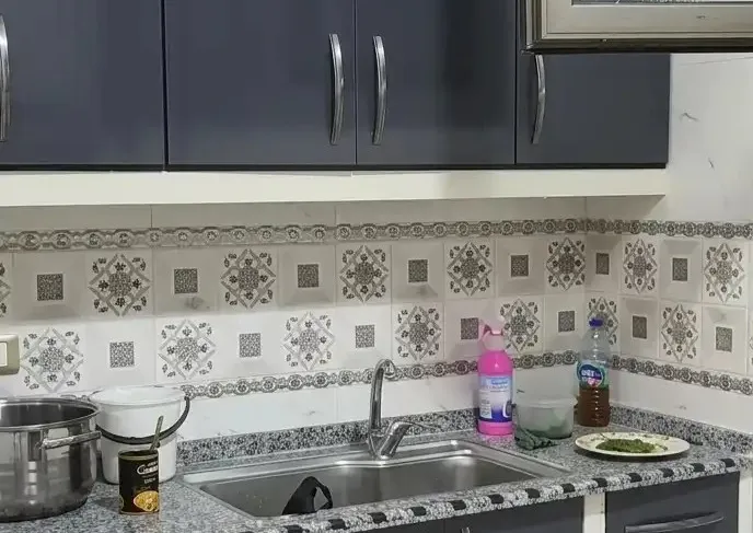 للبيع 4 غرف