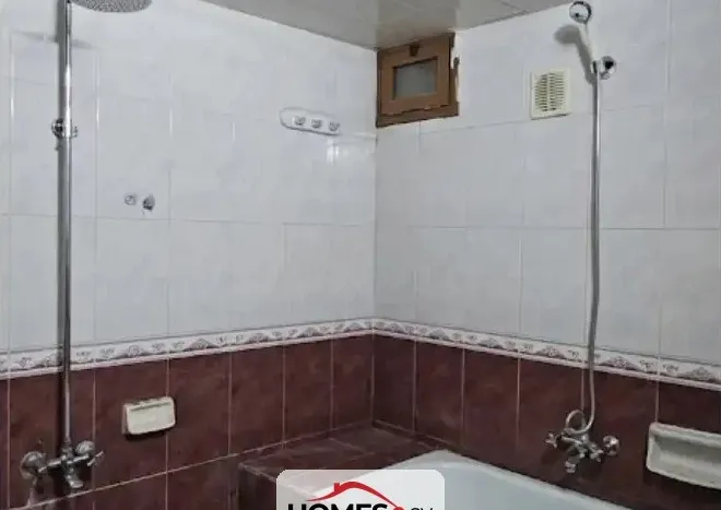 للبيع 4 غرف