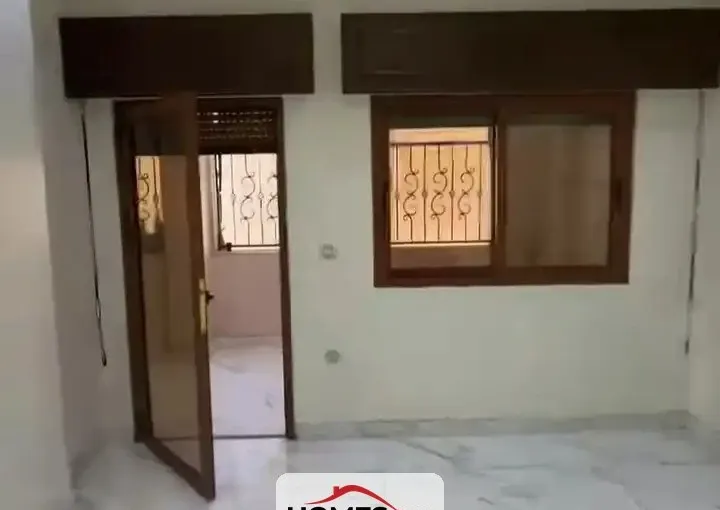للبيع 4 غرف