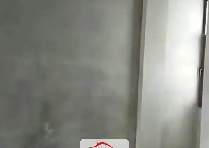 للبيع 4 غرف