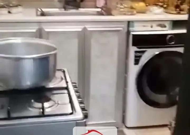 للبيع غرفتان