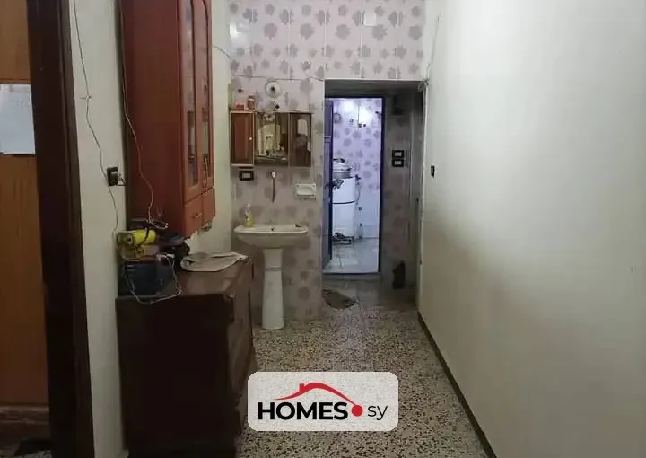 للبيع غرفتان