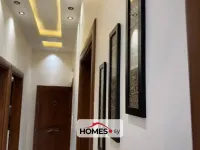 للبيع عدة غرف