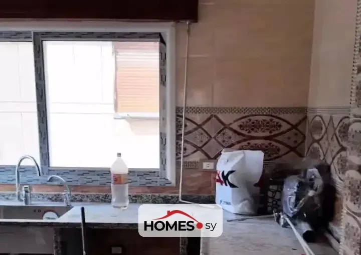 للبيع 4 غرف