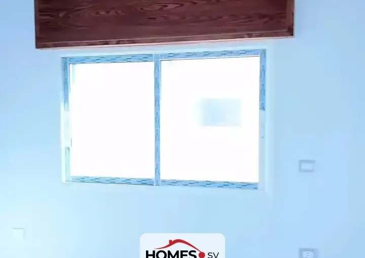 للبيع 4 غرف