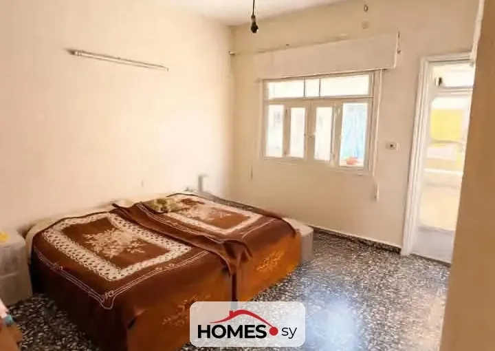 للبيع غرفتان