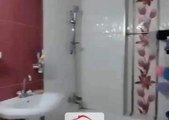للبيع غرفتان