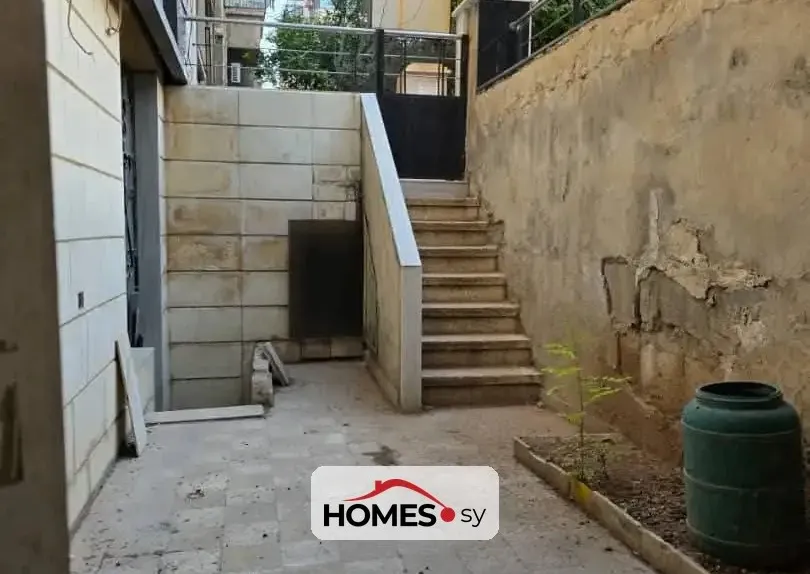 للبيع غرفتان