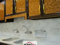 للبيع عدة غرف