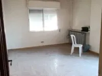 للبيع عدة غرف