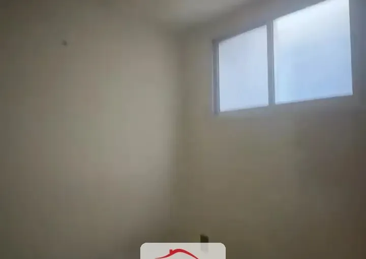 للبيع 4 غرف
