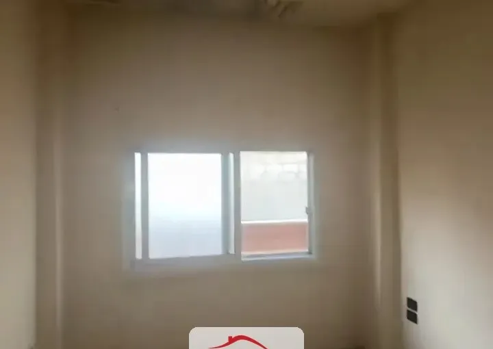 للبيع 4 غرف