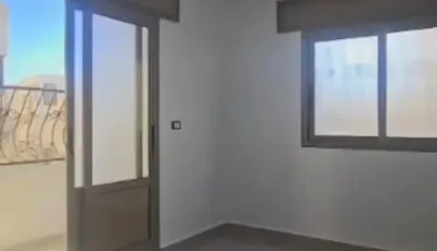 للبيع غرفتان