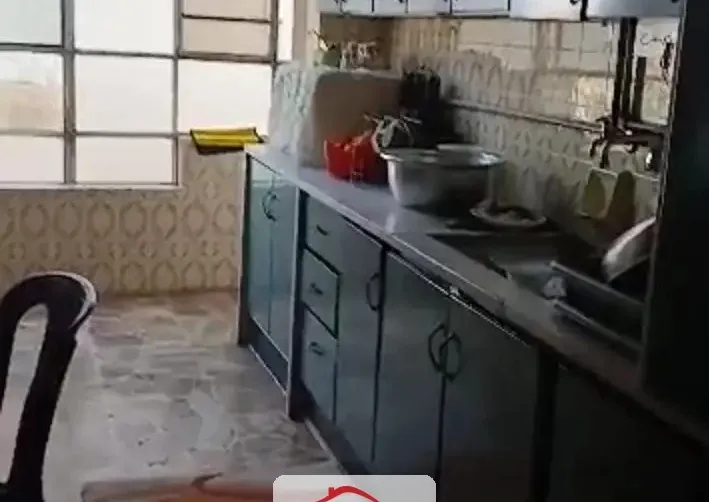 للإيجار 4 غرف