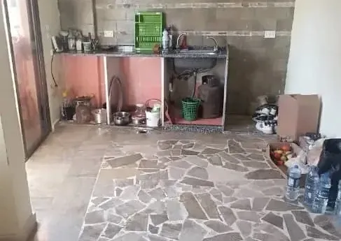 للبيع غرفتان