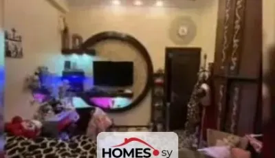 للبيع عدة غرف