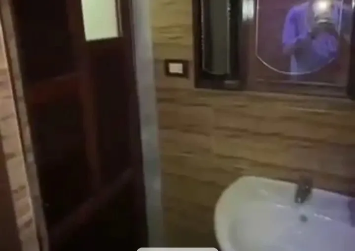 للبيع غرفتان