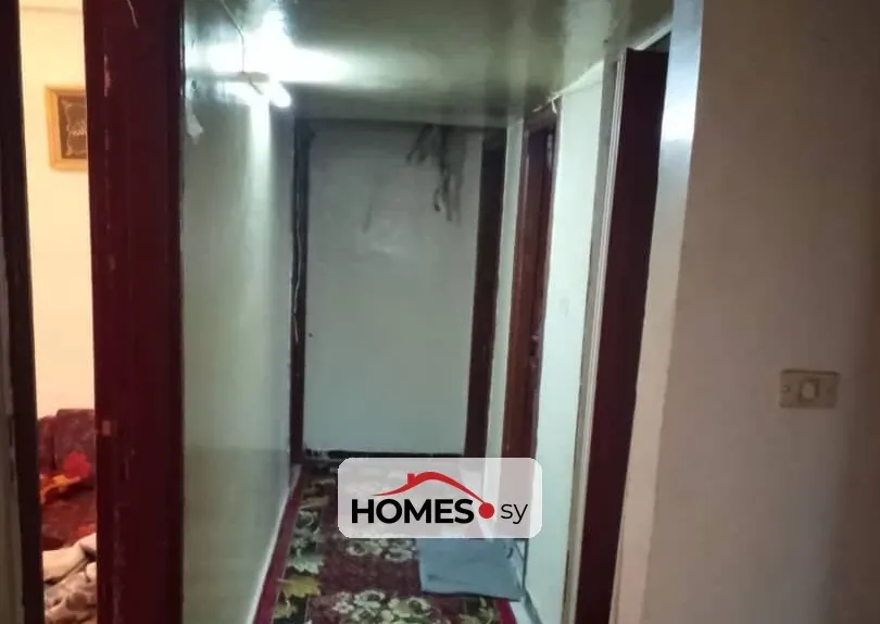 للبيع 4 غرف