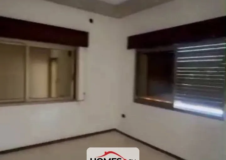 للبيع فيلا