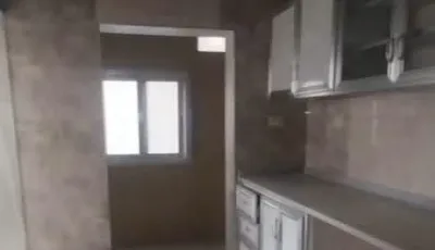 للبيع 4 غرف