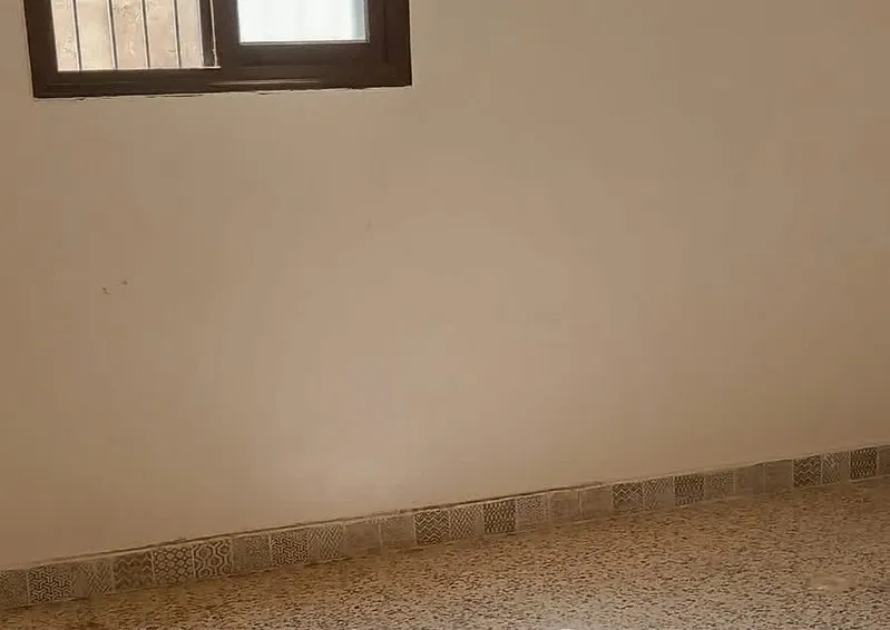 للبيع غرفتان
