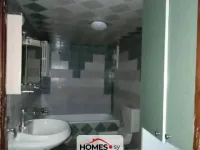 للبيع عدة غرف