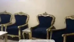 للبيع عدة غرف