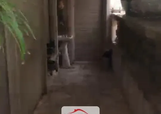 للبيع عدة غرف