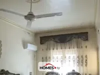للبيع عدة غرف