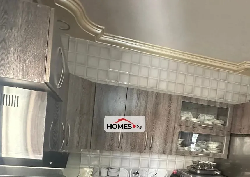 للبيع 4 غرف