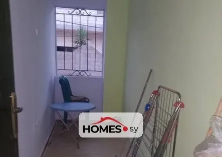 للبيع غرفتان